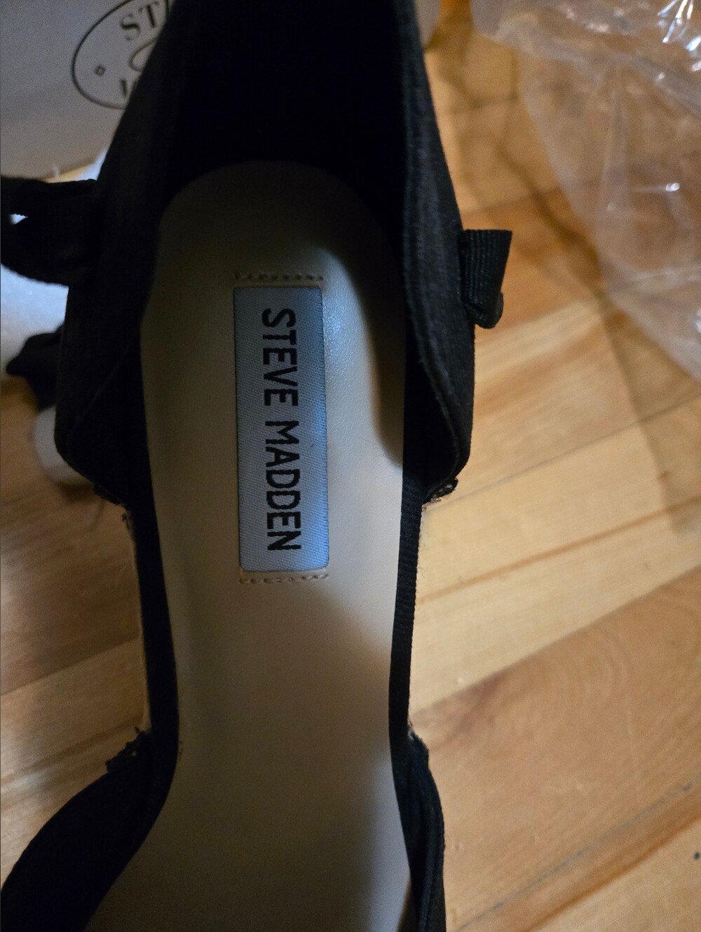 Steve Madden Black Canvas Espadrille Tie-Up Flats - Picture 3 of 3